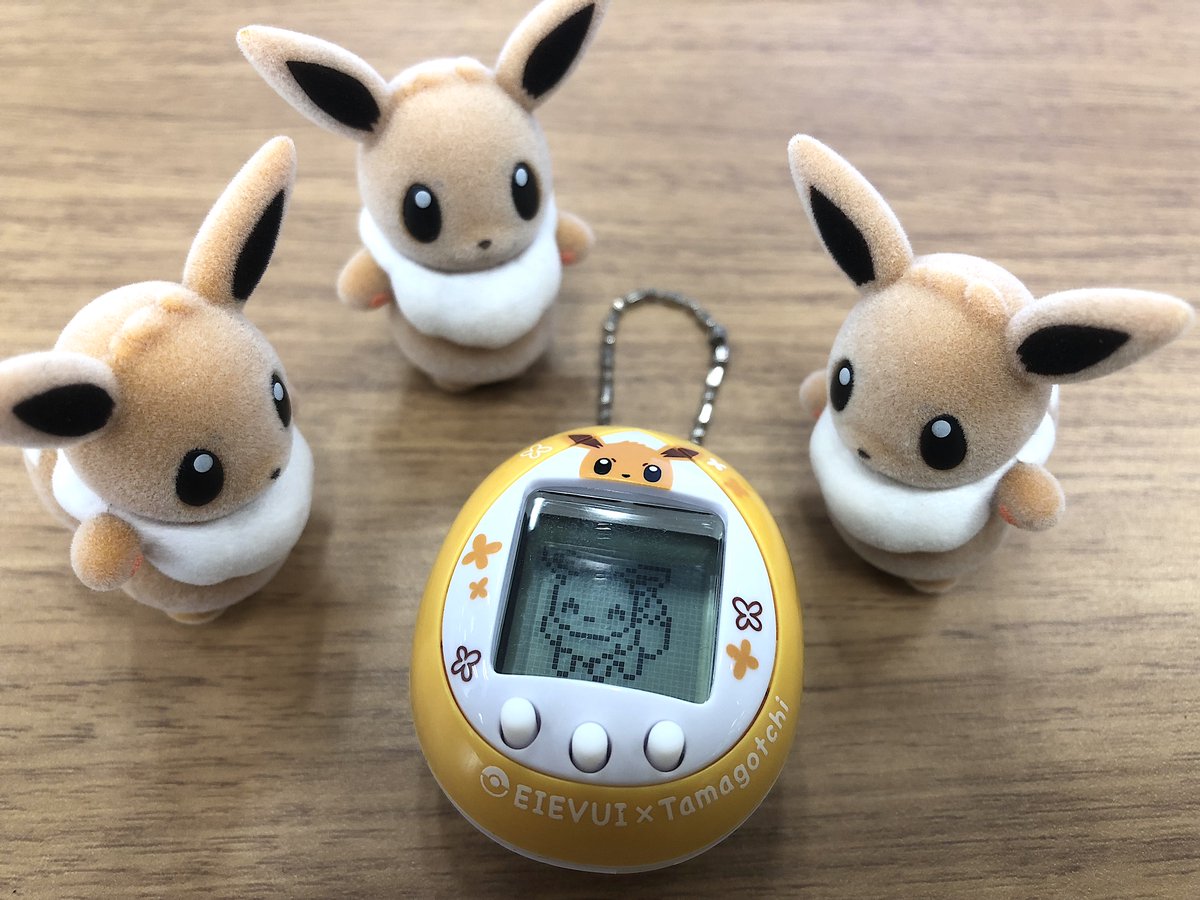 Tamagotchi de Eevee para Japón