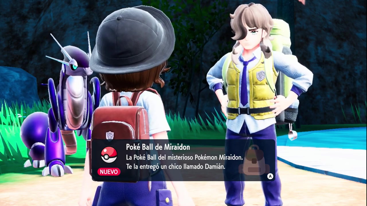 Escarlata y Púrpura (3) Poké Ball de Miraidon